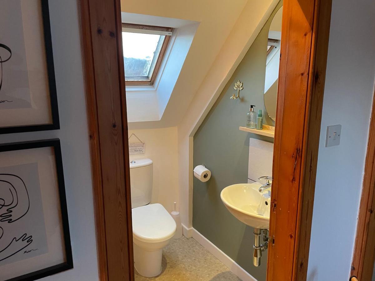 1 Keepers Cottage Skeabost Bridge Isle Of Skye ภายนอก รูปภาพ